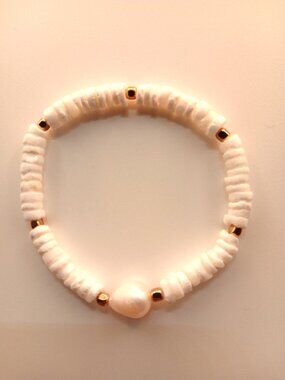 Special Teardrop Pearl and Shells Comfortable Stretch Bracelet Size 6 Inches
